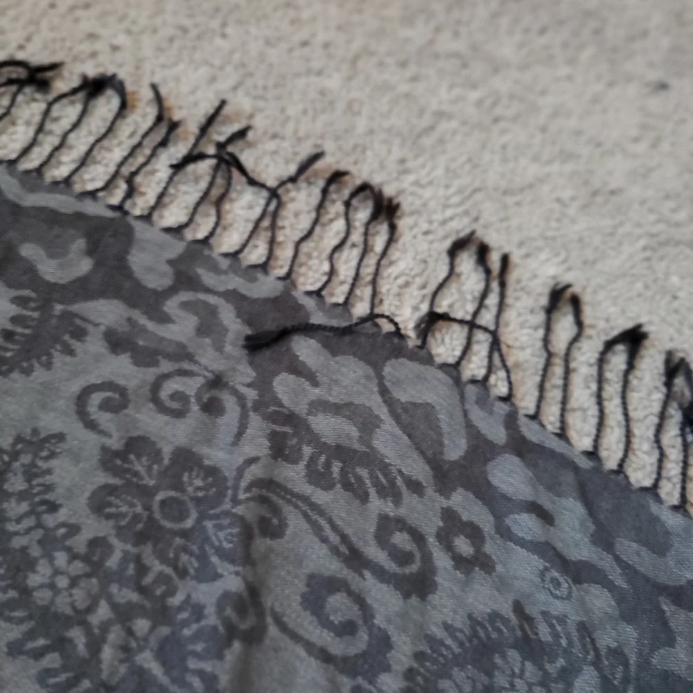 West Loop Paisley And Leopard Patterned Gray Scarf with Fringe